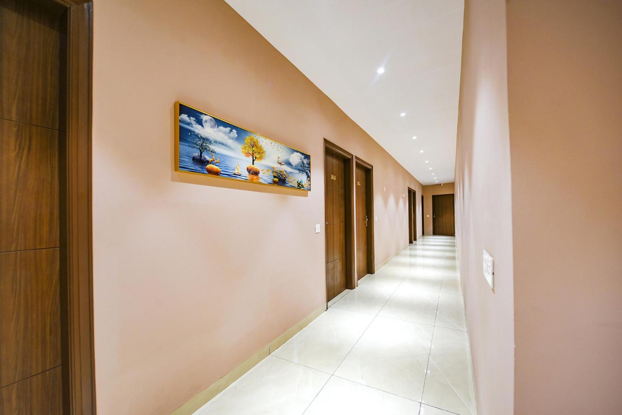 Fabhotel Supreme Suites Ludhiana Exterior photo